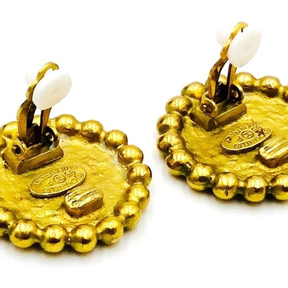CHANEL CC Logos Round Clip-On Earrings Gold Tone 95P Auth w/Box p1113 - Picture 5 of 8